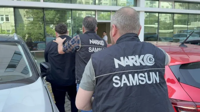 Samsun'da uyuşturucu operasyonunda yakalanan 2 zanlı tutuklandı