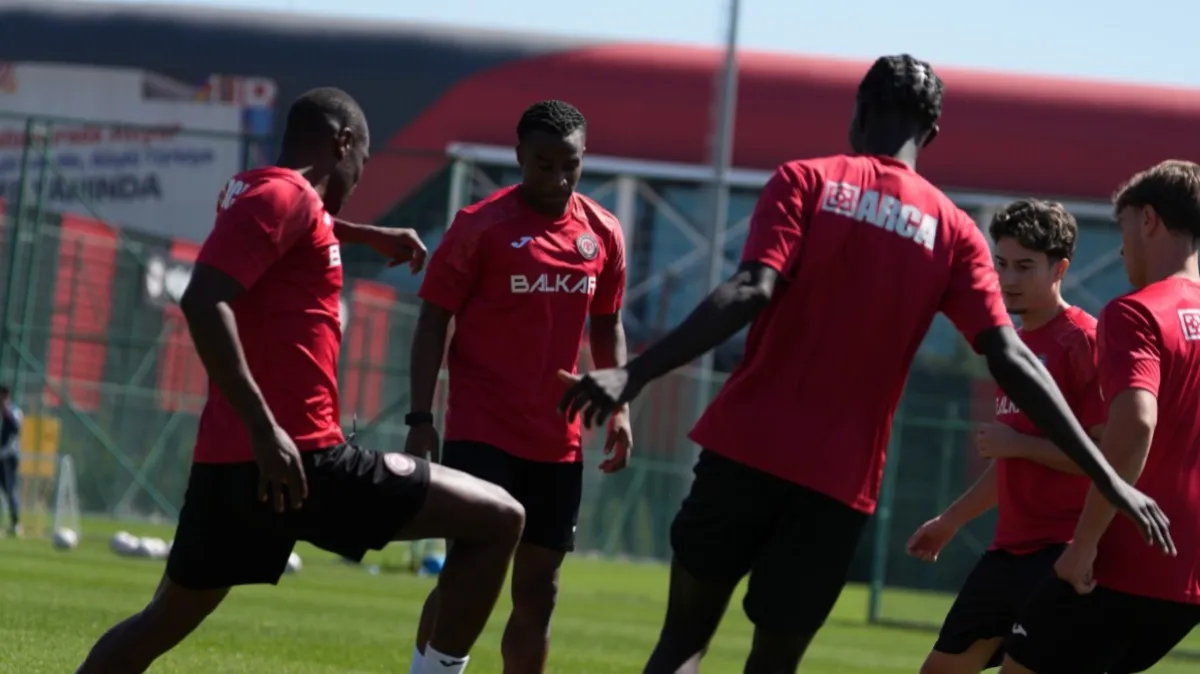 Samsunspor’un rakibi Çorum FK’dan son hazırlık! Samsun’a geliyor