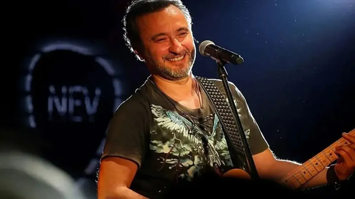 Şarkıcı Nev'den üzücü haber! Yoğun bakıma kaldırıldı