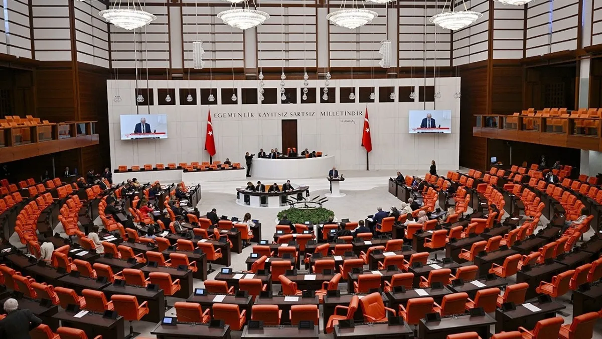 TBMM'de öğrenci affı teklifinin ilk 13 maddesi kabul edildi