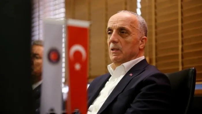 Türk-iş Başkanı Atalay'dan Cenevre'de enflasyon ve vergi çıkışı