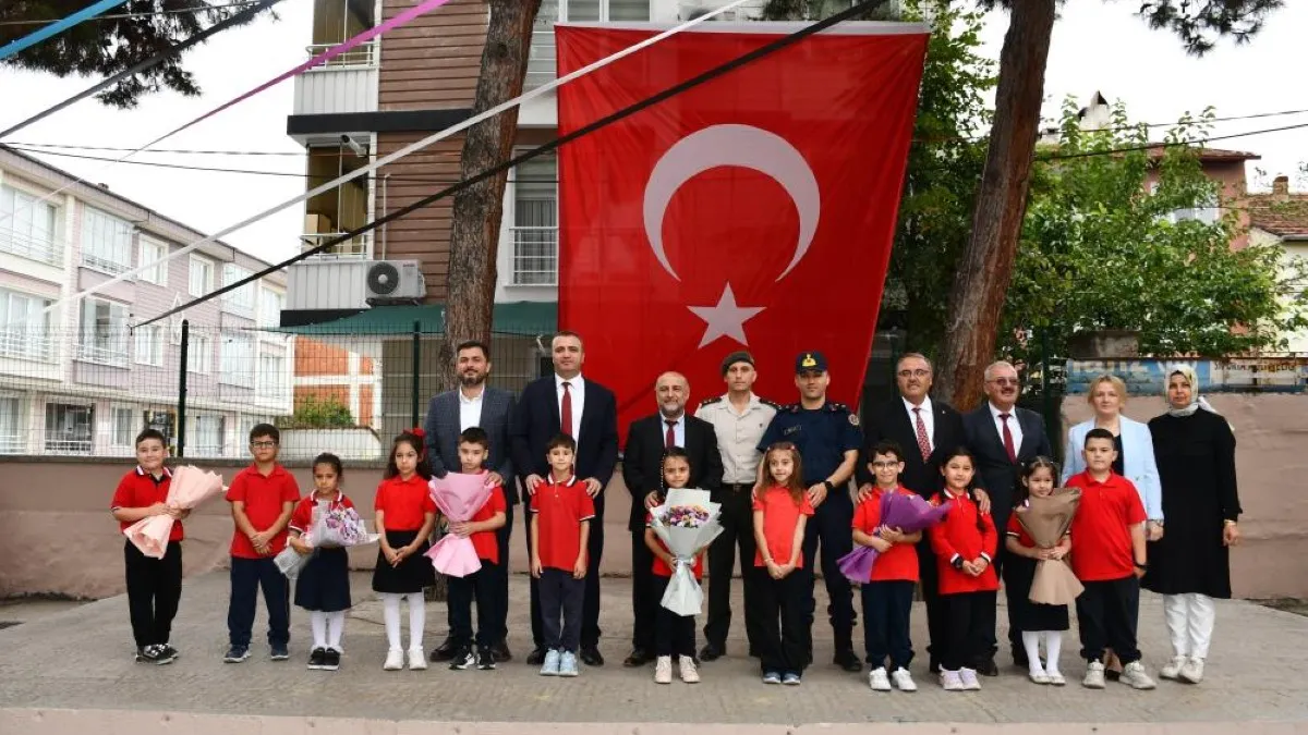 Vezirköprü’de İlköğretim Haftası kutlandı