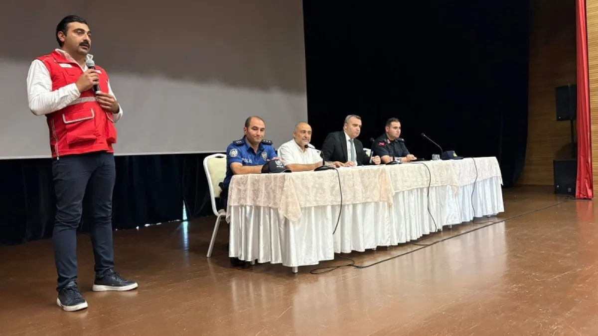 Vezirköprü’de muhtarlarla istişare toplantısı yapıldı