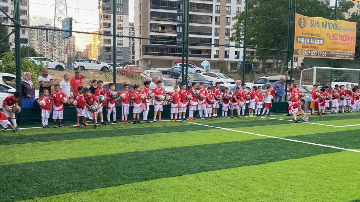 Yab-pa'dan şehit çocuklarına futbol desteği