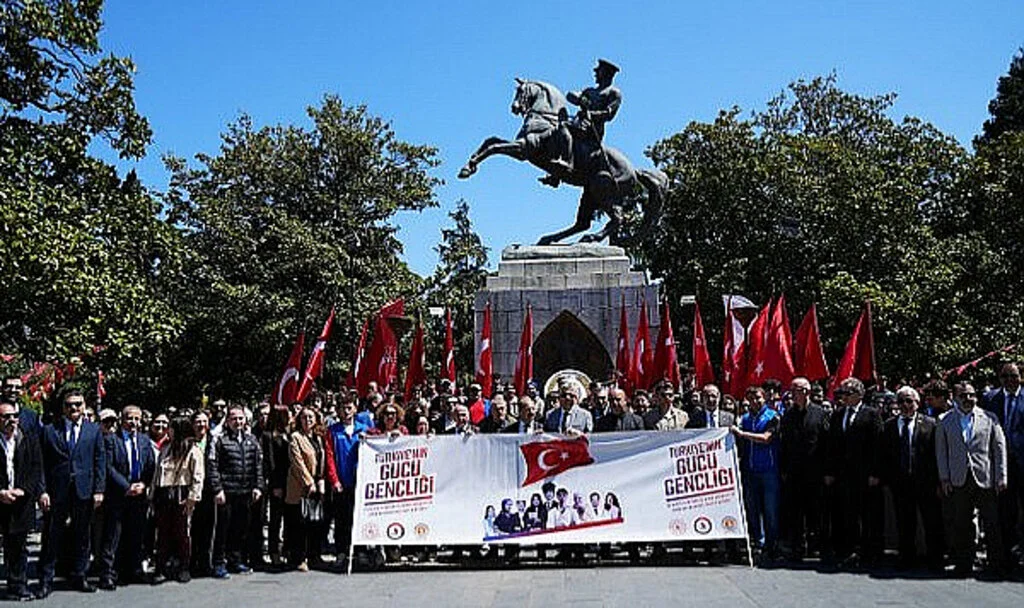 Samsun'da Gençlik Haftası Coşkusu Başladı