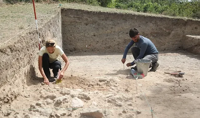 Bafra'daki İkiztepe Höyüğü'nde Midye Kabuklu Katmana Ulaşıldı