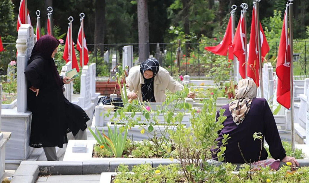 Samsun'da Arife Günü Şehitlikte Hüzün