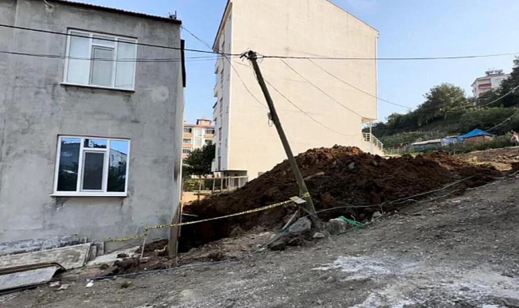 İnşaat çalışmasında toprak kaydı: 1 yaralı
