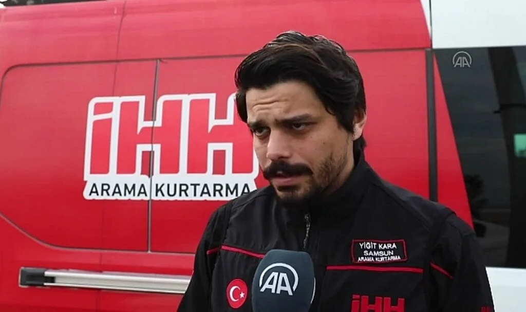 İHH Samsun Arama Kurtarma Ekibi Malatya'da 7 Kişiyi Enkazdan Sağ Çıkardı