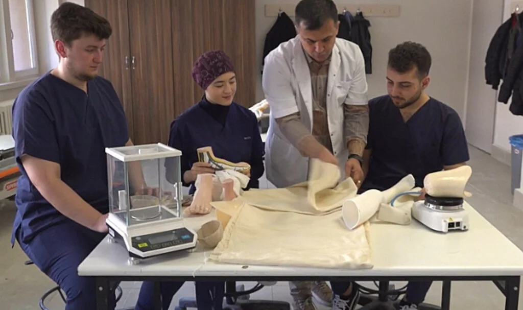 Samsun'da Kenevir Kumaşından Yeni Nesil Protez Soket Üretildi