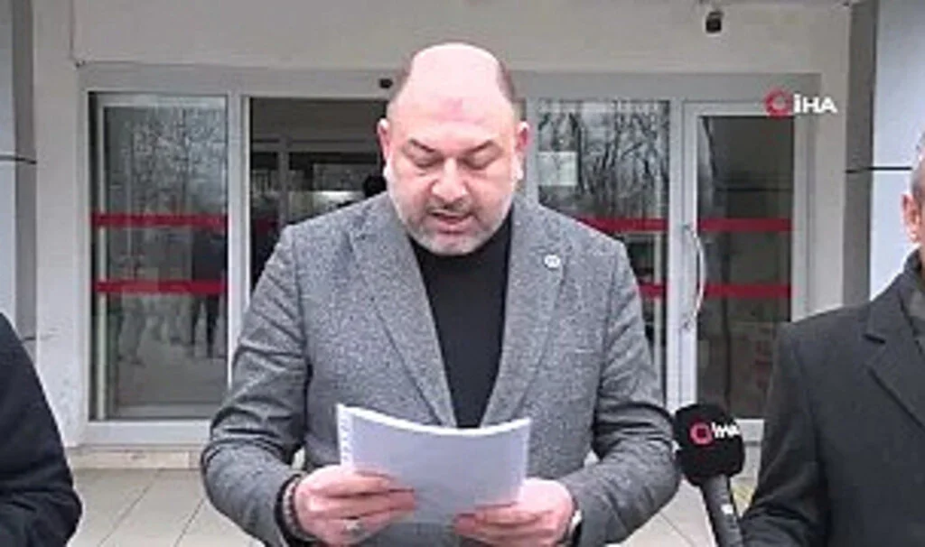 Omü'de 'Zorla Oda Boşaltma' Krizi
