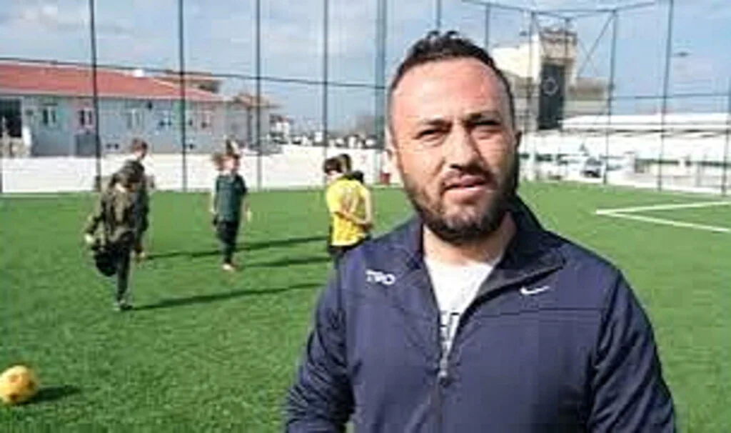 Tekkeköy'de Öğrencilere Futbol Eğitimi