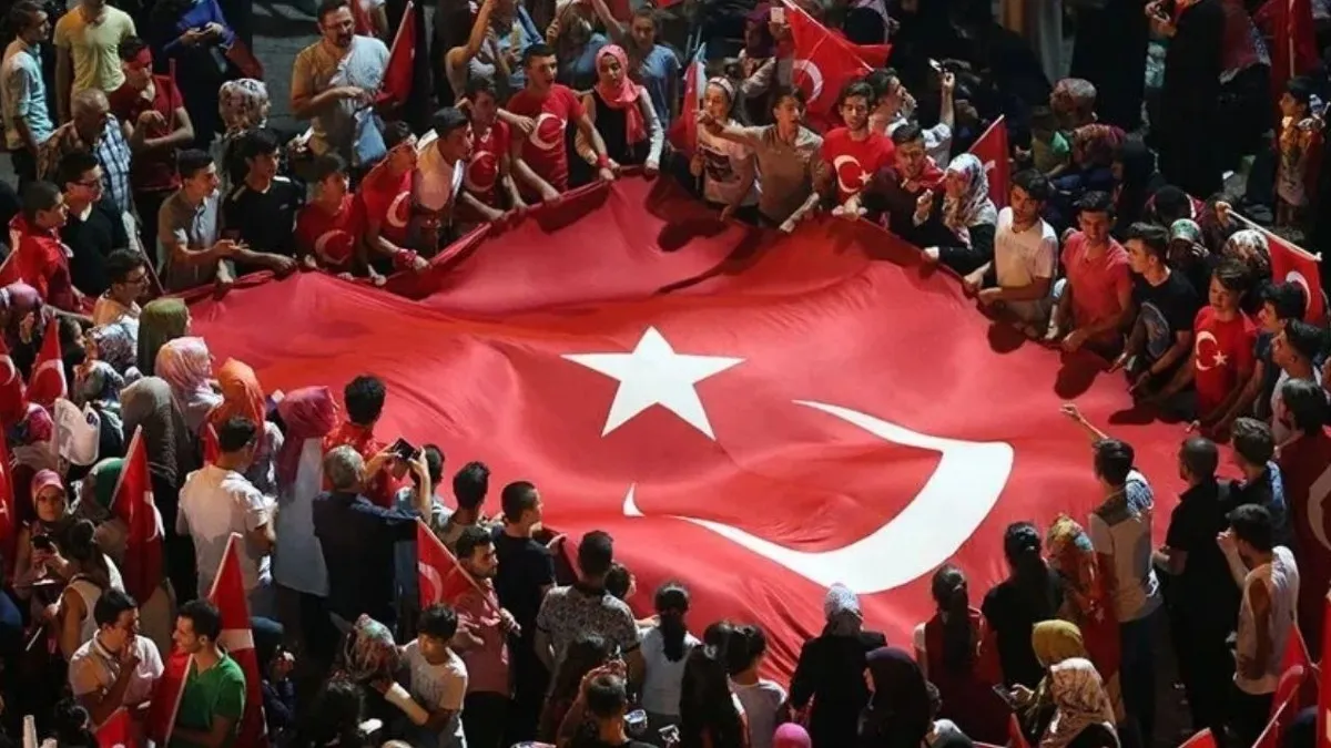 15 Temmuz resmi tatil mi? İşte merak edilen tüm detaylar
