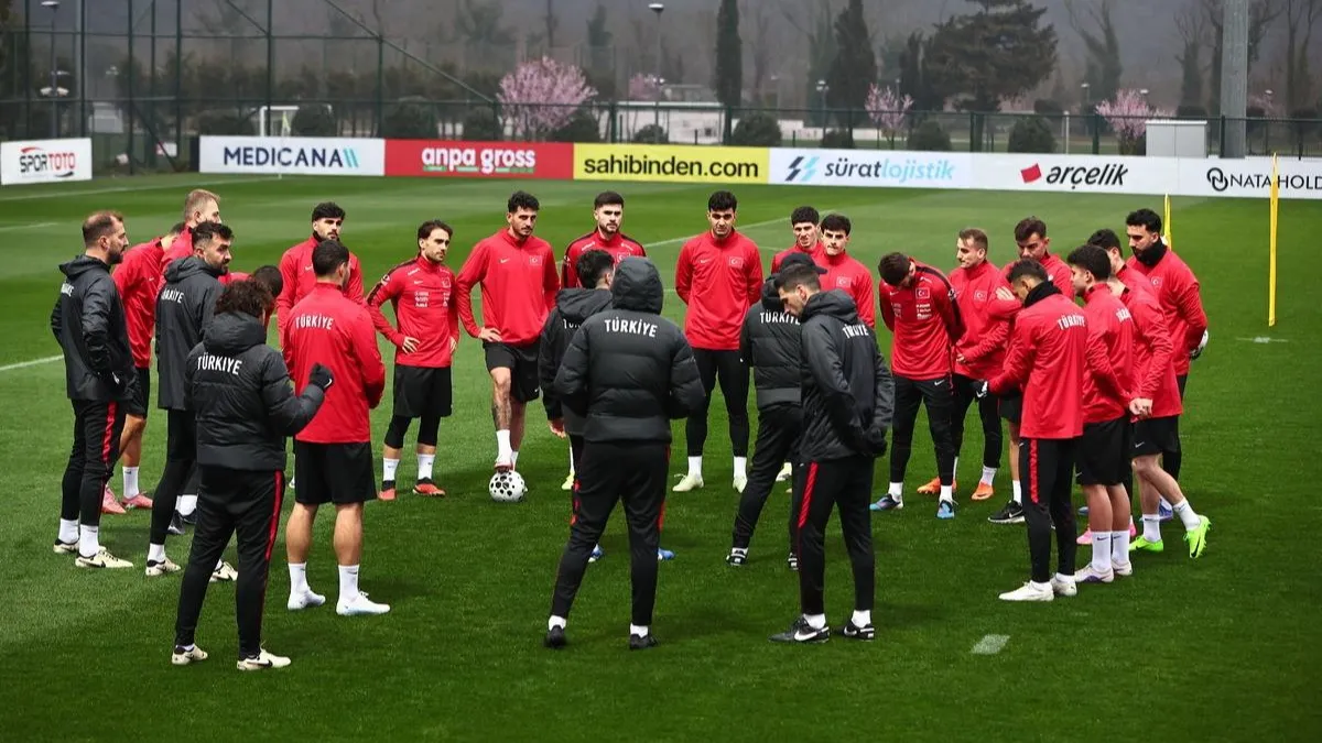 A Milli Takım'a yıldız isimden kötü haber! Antrenmana katılmadı...