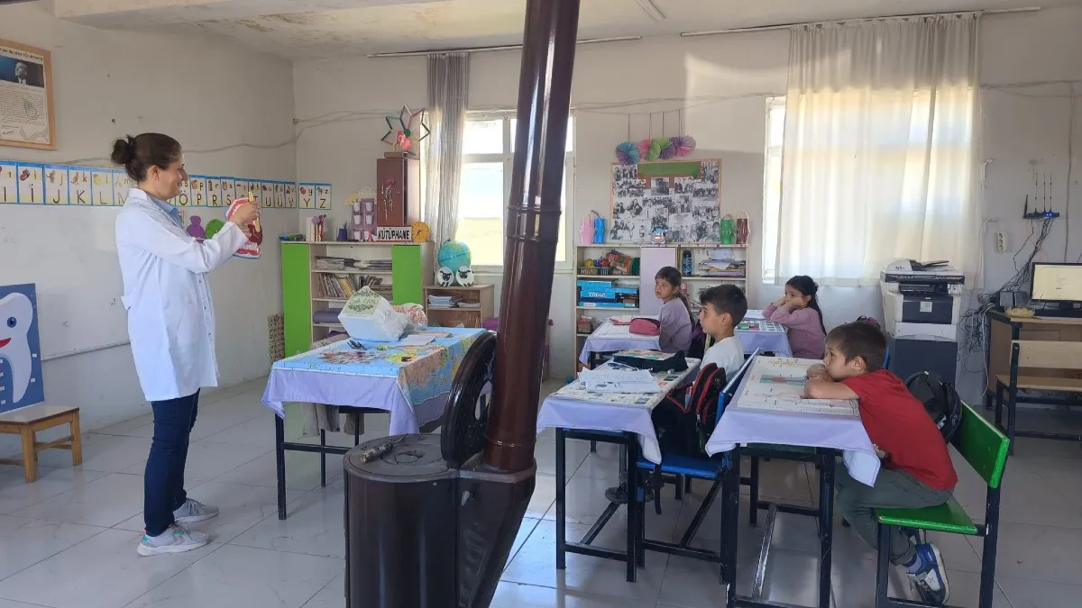 Alaçam'da kırsal kesimdeki öğrencilere sağlık eğitimi verildi
