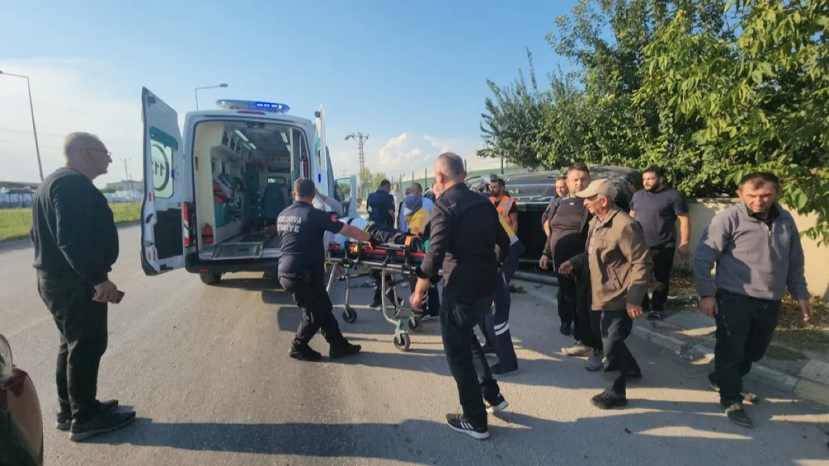 Amasya'da 2 otomobilin çarpıştığı kazada 2 kişi yaralandı