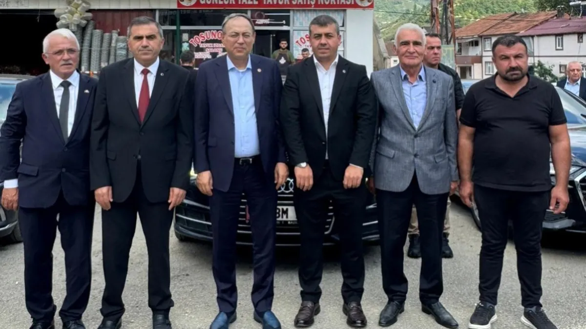 Ayvacıklı çiftçilerin talepleri MHP'li  İlyas Topsakal’a sunuldu
