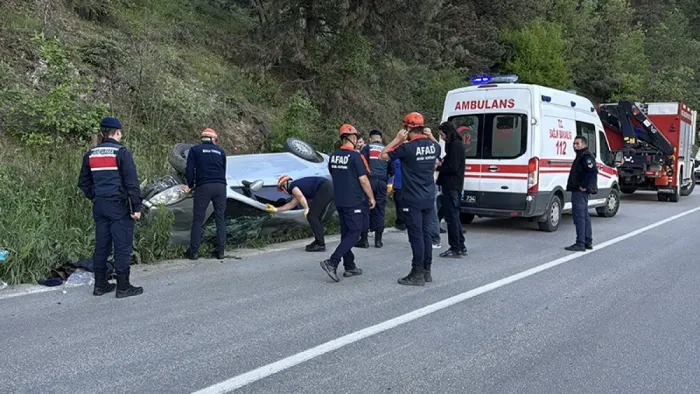 Bolu'da iki ayrı trafik kazası: 10 yaralı