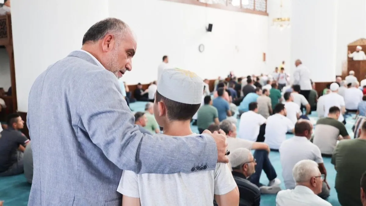 Canik’te camiler çocukları bekliyor