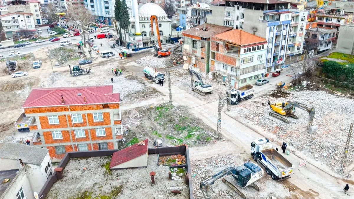 Canik’te kentsel dönüşüm ve ulaşım çalışmaları sürüyor