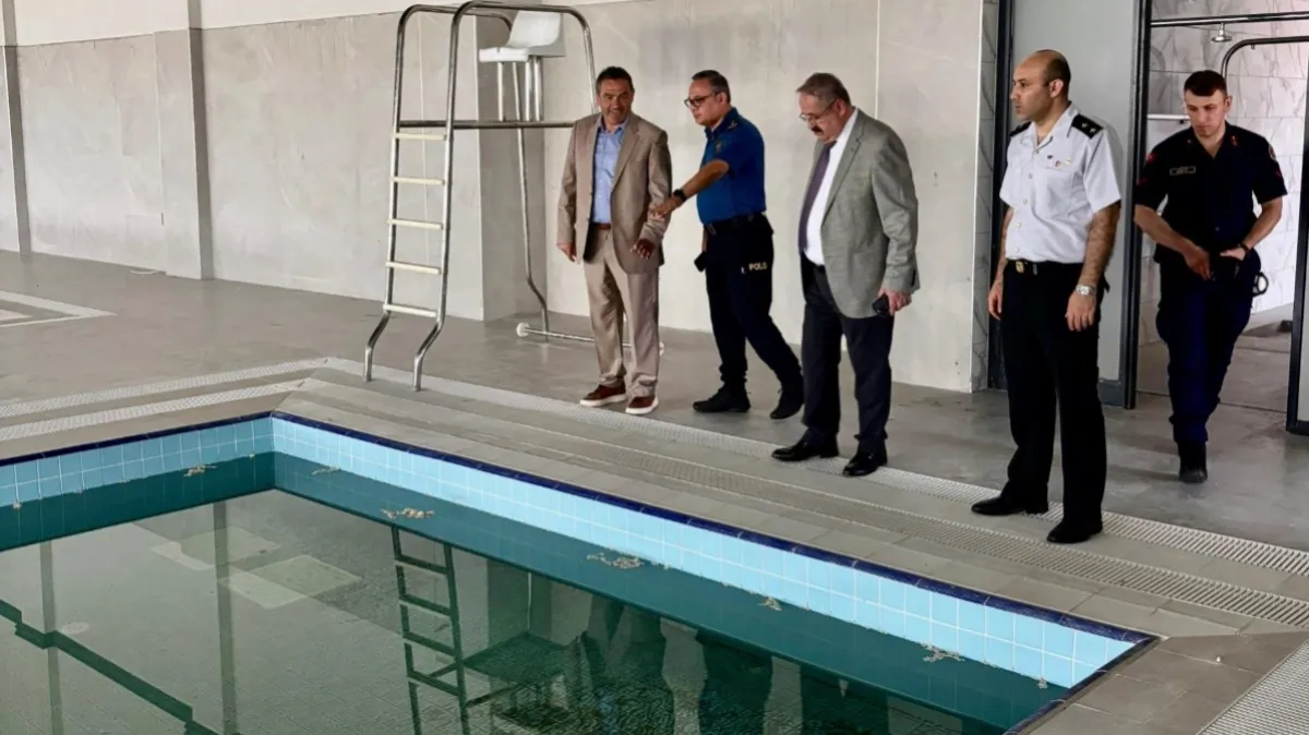 Çarşamba havuzu açılış için gün sayıyor
