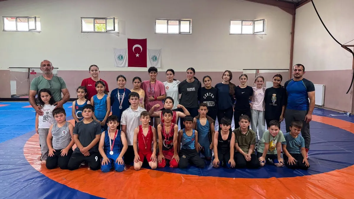 Çarşamba’da 15 Temmuz anısına güreş turnuvası düzenlendi