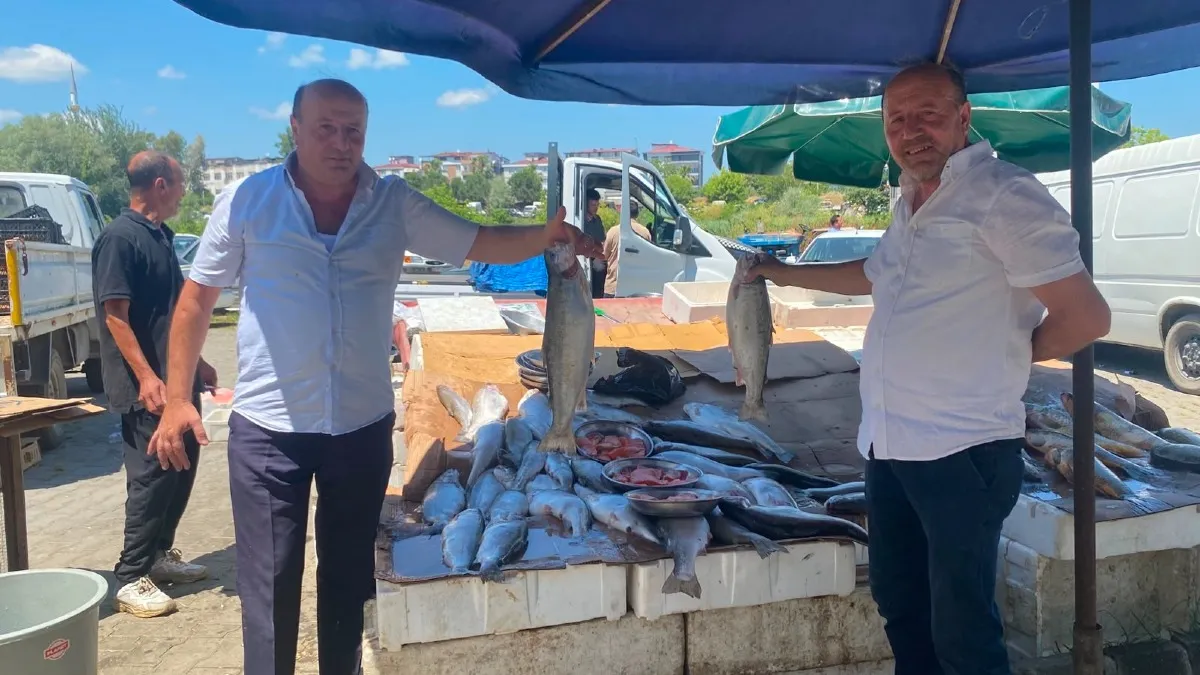 Çarşambalı ikiz kardeşler 40 yıldır aynı tezgahta