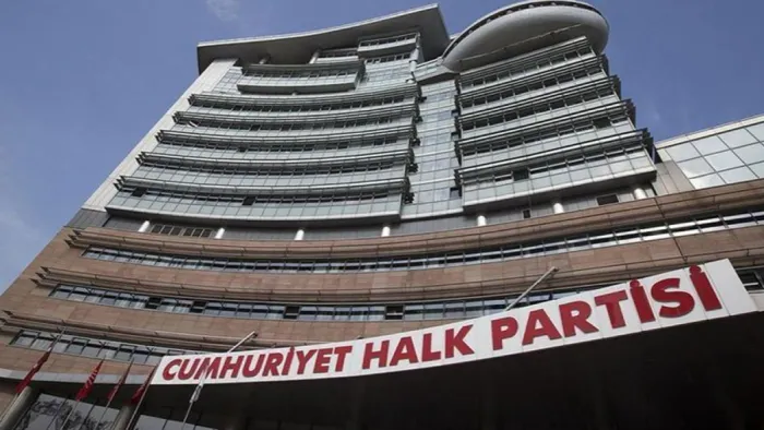 CHP'de kritik gelişme! Özel dönemindeki tüm ihraçlar iptal edildi