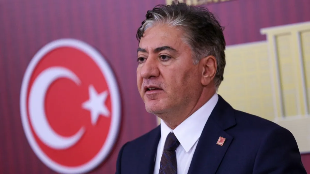 CHP'li Emir'den sert tepki: Bu sansür nereye kadar sürecek