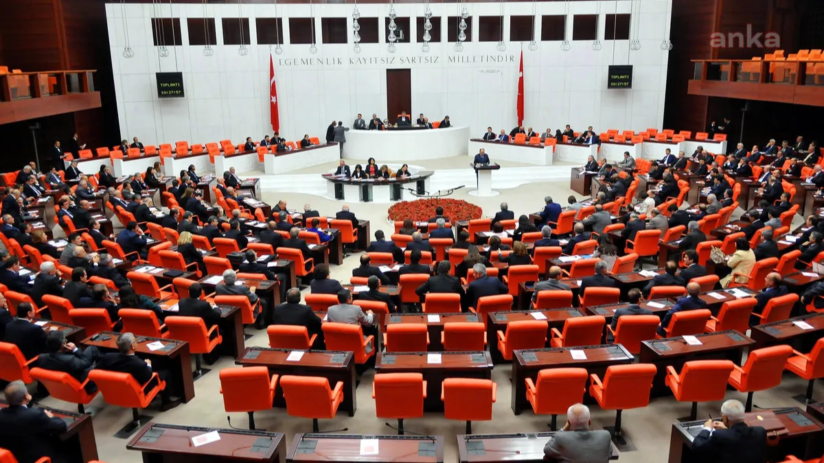 Çocuk Koruma Kanunu Teklifi TBMM’de tartışma yarattı: Muhalefetten sert eleştiriler