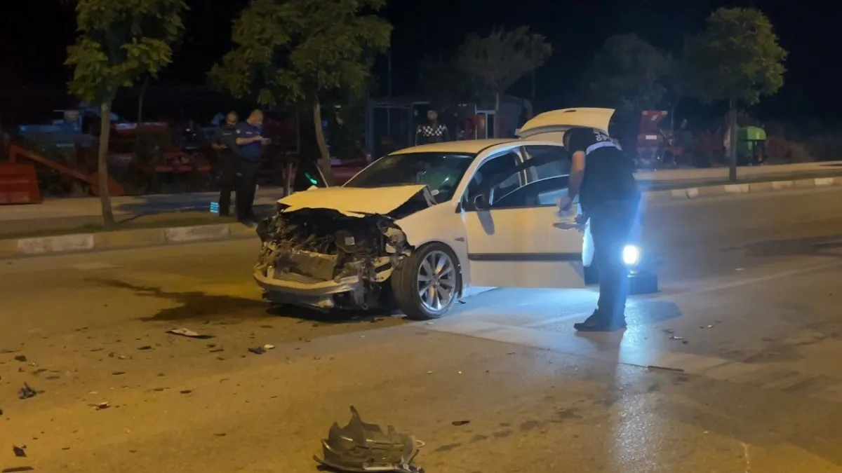 Çorum'da kazaya karışan sürücü kaçtı
