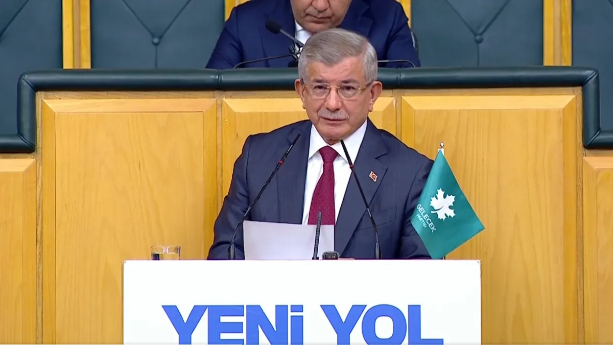 Davutoğlu'ndan askeri hastaneler çağrısı: Tam kapasiteyle açılmalıdır