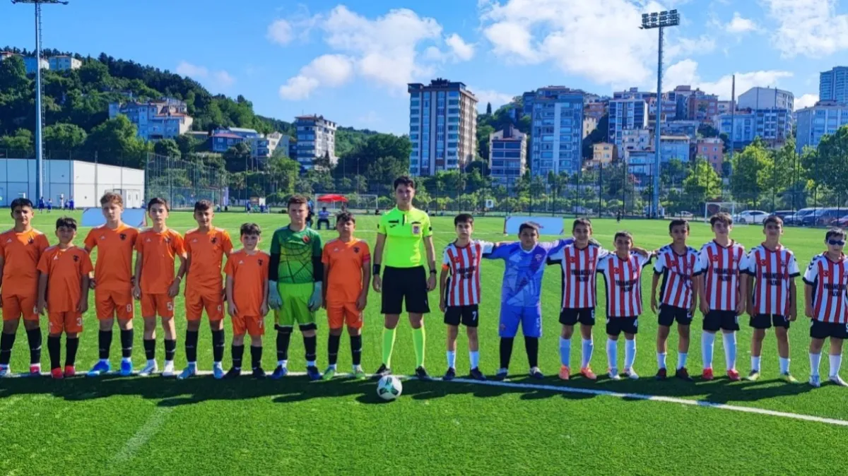 Derebahçe U12'de fırtına gibi esiyor: 5'te 5!