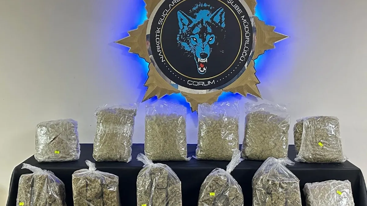 Dev narkotik operasyonu: 9,5 kilogram uyuşturucu yakalandı