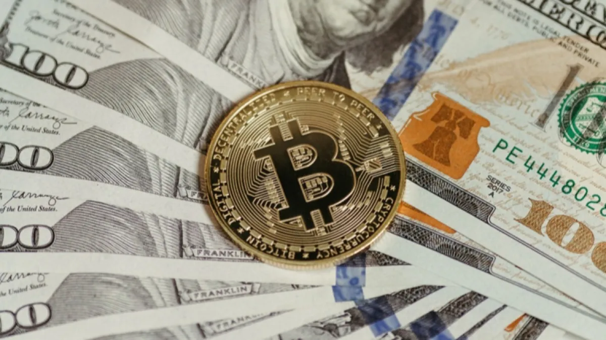 Dolar güçlendi, Euro geriledi: Bitcoin’de kritik seyir