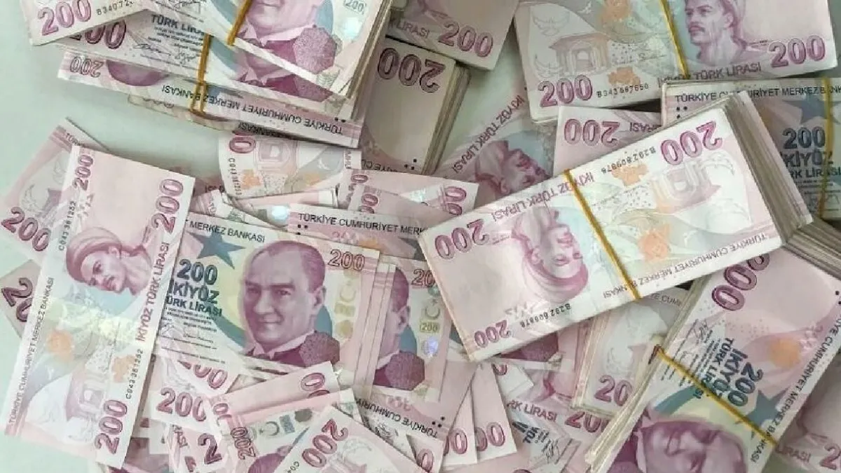 En düşük emekli aylığı 23 bin 552 liraya yükseltildi