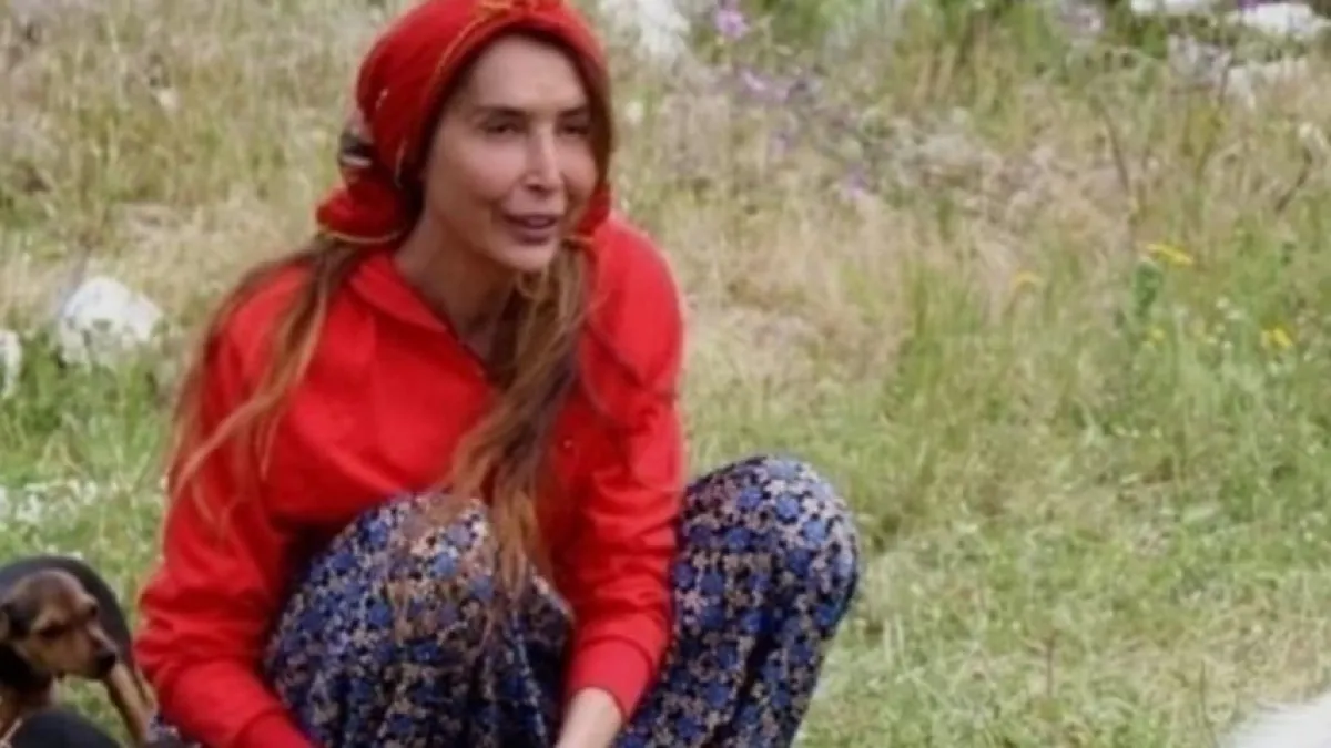 Eski manken Bodrum'daki evini satışa çıkardı! Özgür Özel hamlesi dikkat çekti