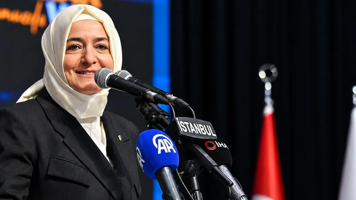 Fatma Betül Sayan Kaya ve eşinden dikkat çeken TMSF adımı