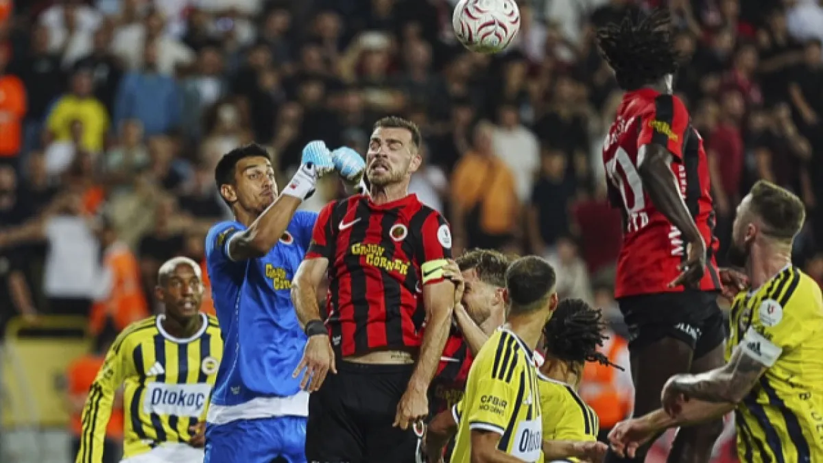 Fenerbahçe'ye sezonun ilk şoku! Öne geçtiği maçı kaybetti