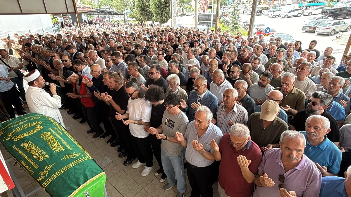 Filyos Çayı'nda hayatını kaybeden Mustafa Erten son yolculuğuna uğurlandı
