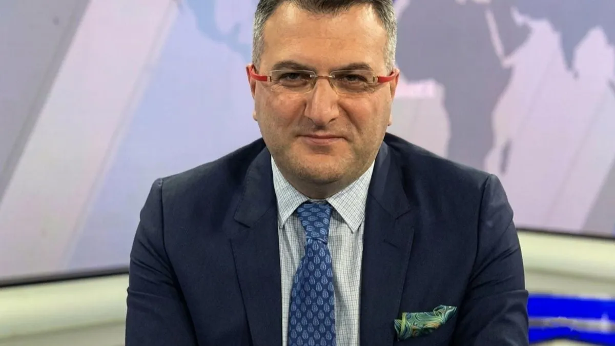 Gazeteci Cem Küçük tutuklandı