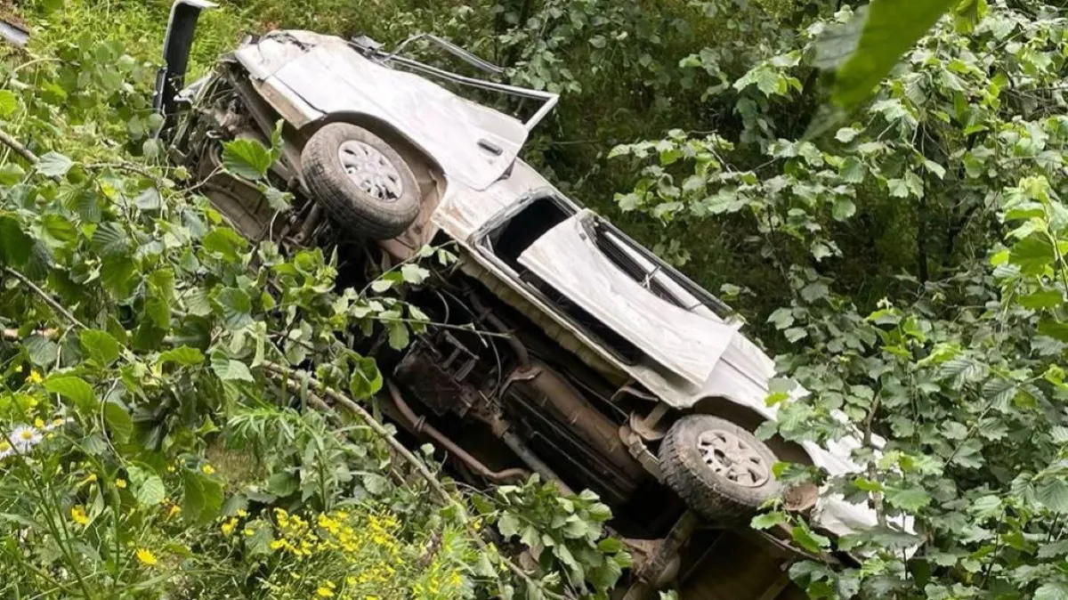 Giresun’da kamyonet fındık bahçesine yuvarlandı: 1 ölü