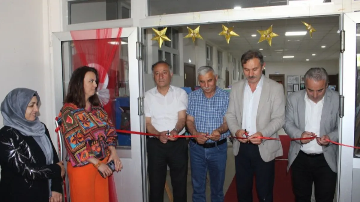 Havza'da görsel sanatlar sergisi açıldı