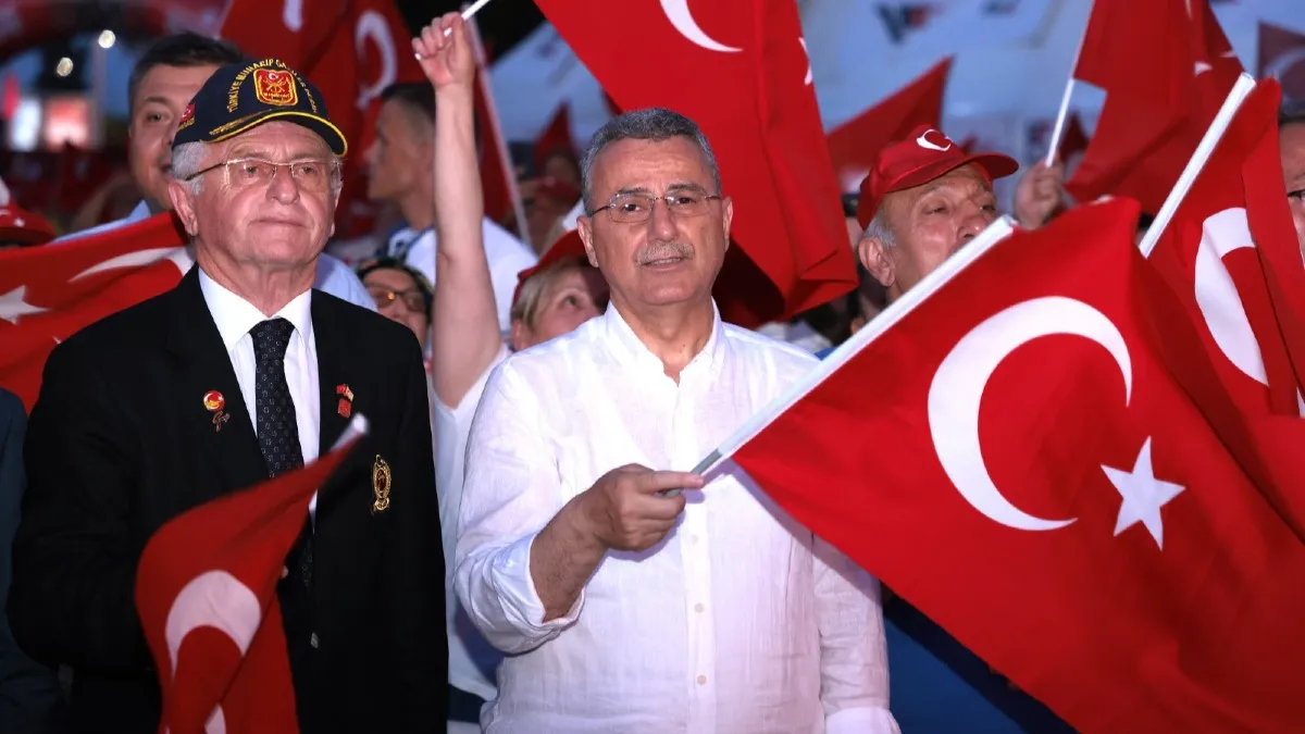 İlkadım Belediye Başkanı Kurnaz: "Milletin destansı direnişi"