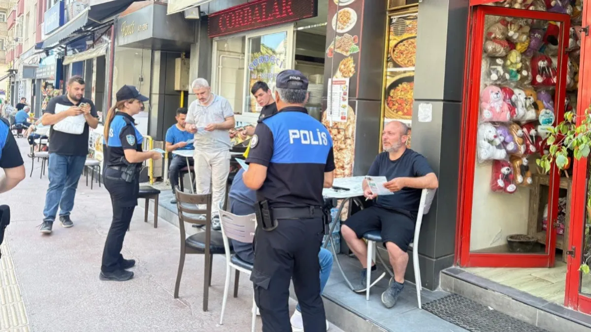 İlkadım'da polis esnafı tek tek gezdi: 108 iş yerine kritik güvenlik ziyareti
