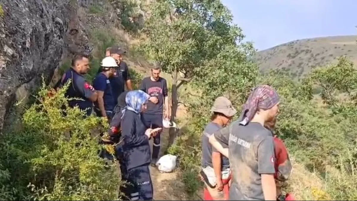 Kaçak kazı faciası: Cansız beden günlerdir mağaradan çıkarılamıyor