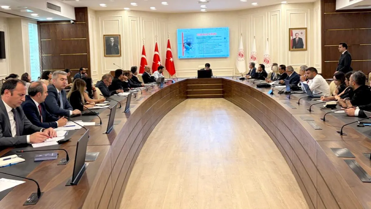 Kamu-İş'ten özel okul öğretmenleri için eşit ücret talebi