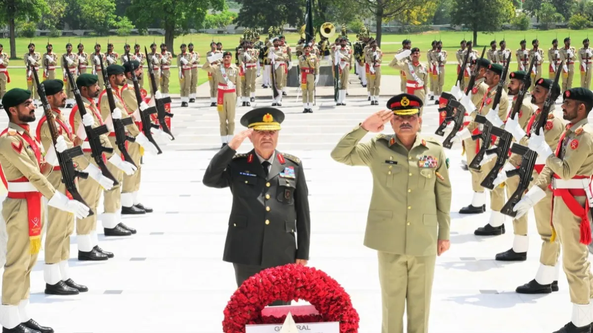 Kara Kuvvetleri Komutanı Orgeneral Tokel Pakistan’da temaslarda bulundu