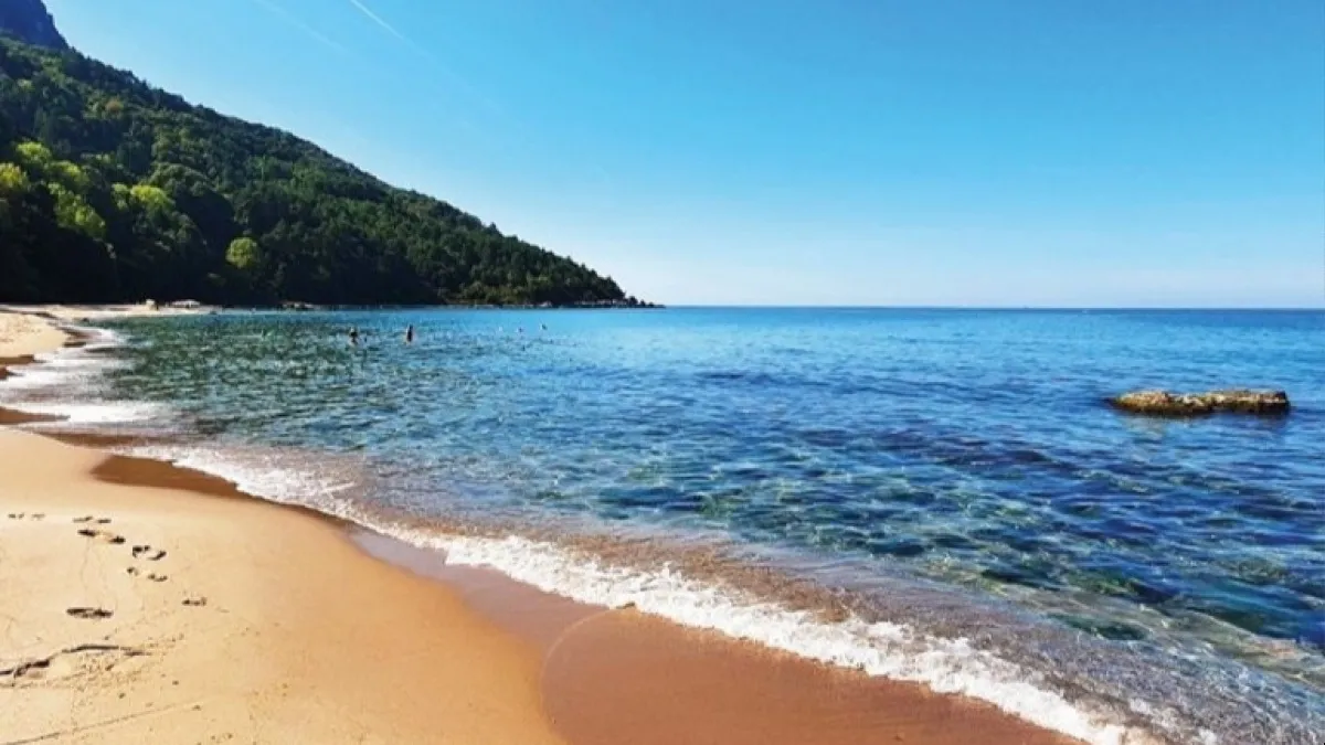 Karadeniz'de kırmızı alarm: İki ilde tüm plajlara girişler kapatıldı