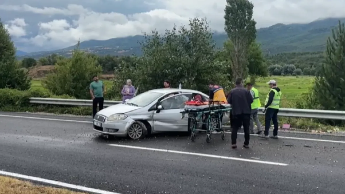 Kastamonu-Samsun yolunda kaza: Çocuk da yaralandı